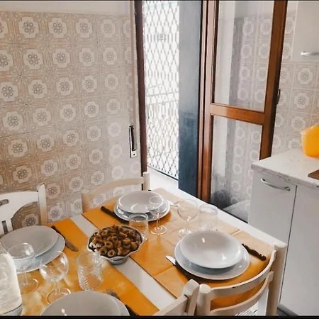 Delizioso Con Terrazzo In Centro-delicious With Terrace Апартаменты *