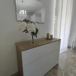 Delizioso Con Terrazzo In Centro-delicious With Terrace * Санремо