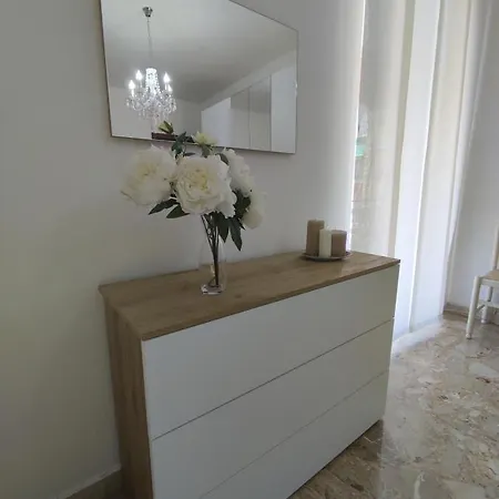 Delizioso Con Terrazzo In Centro-delicious With Terrace * Sanremo