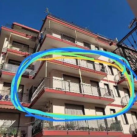 Delizioso Con Terrazzo In Centro-delicious With Terrace Sanremo