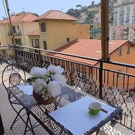 Apartment Delizioso Con Terrazzo In Centro-delicious With Terrace Sanremo